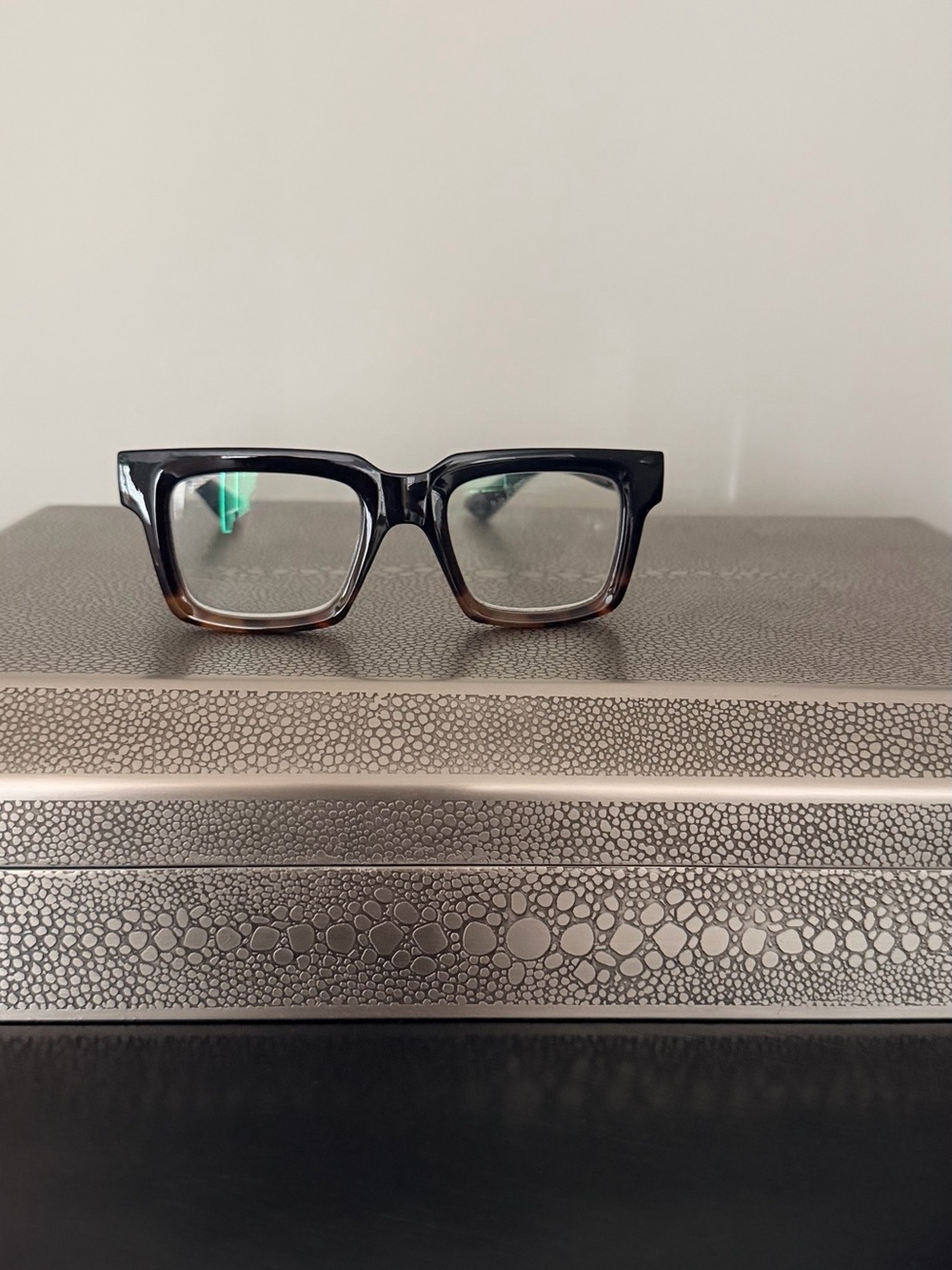 Peepers Blue Light Square Reader 1.5 Eyeglasses - Black to Brown